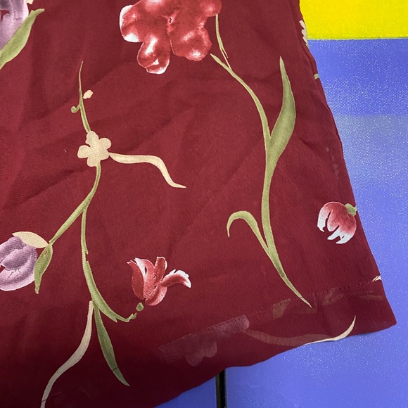 Floral Button-Down Sleeveless Dress - Picture 5 of 6